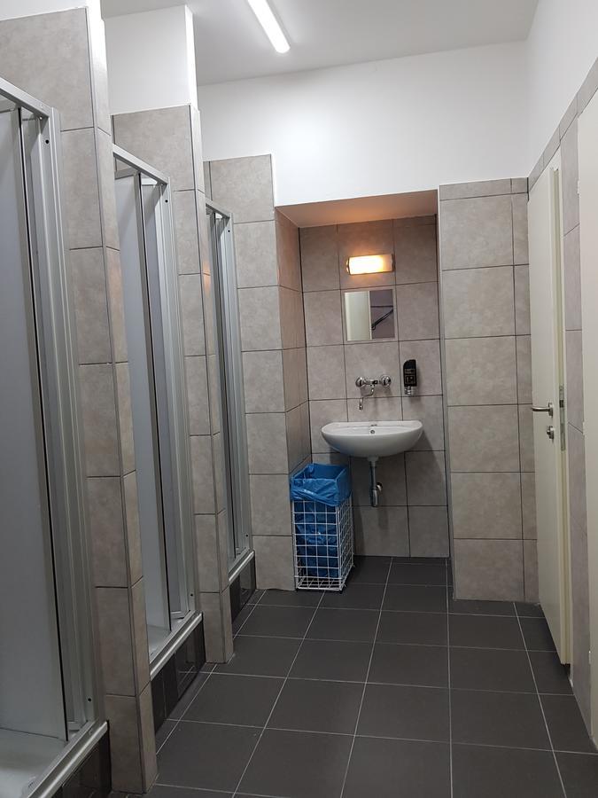 Easyroom Vienna - Low Budget Hostel Экстерьер фото
