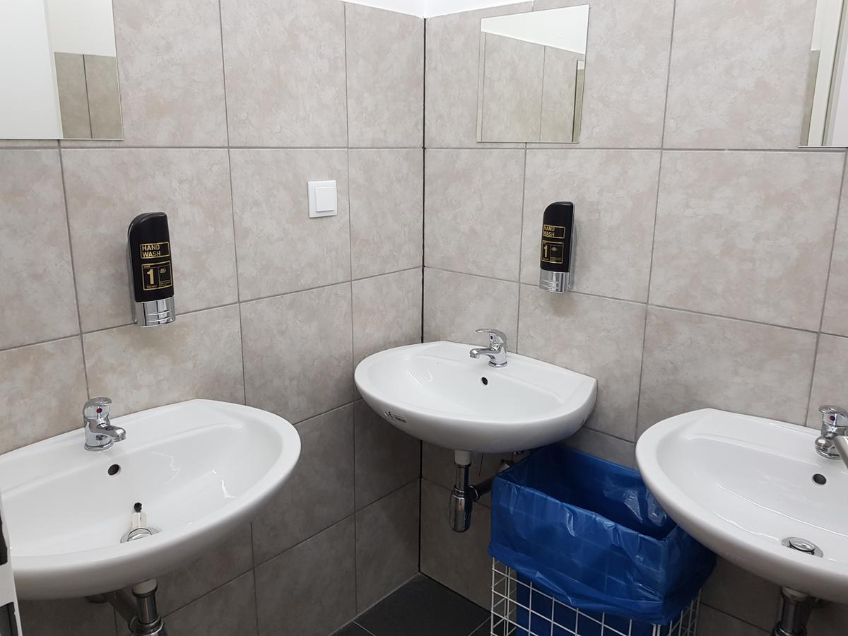 Easyroom Vienna - Low Budget Hostel Экстерьер фото