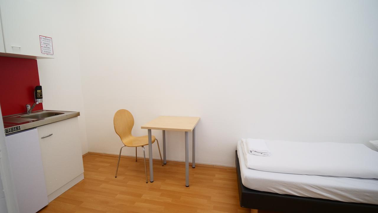 Easyroom Vienna - Low Budget Hostel Экстерьер фото